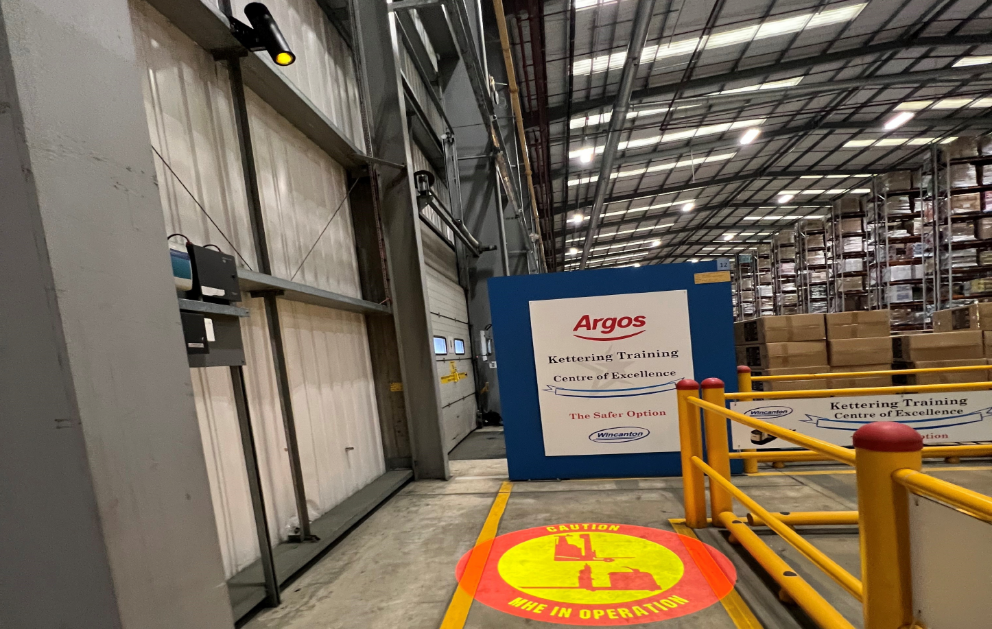 Projection Markings Increase Personnel Safety